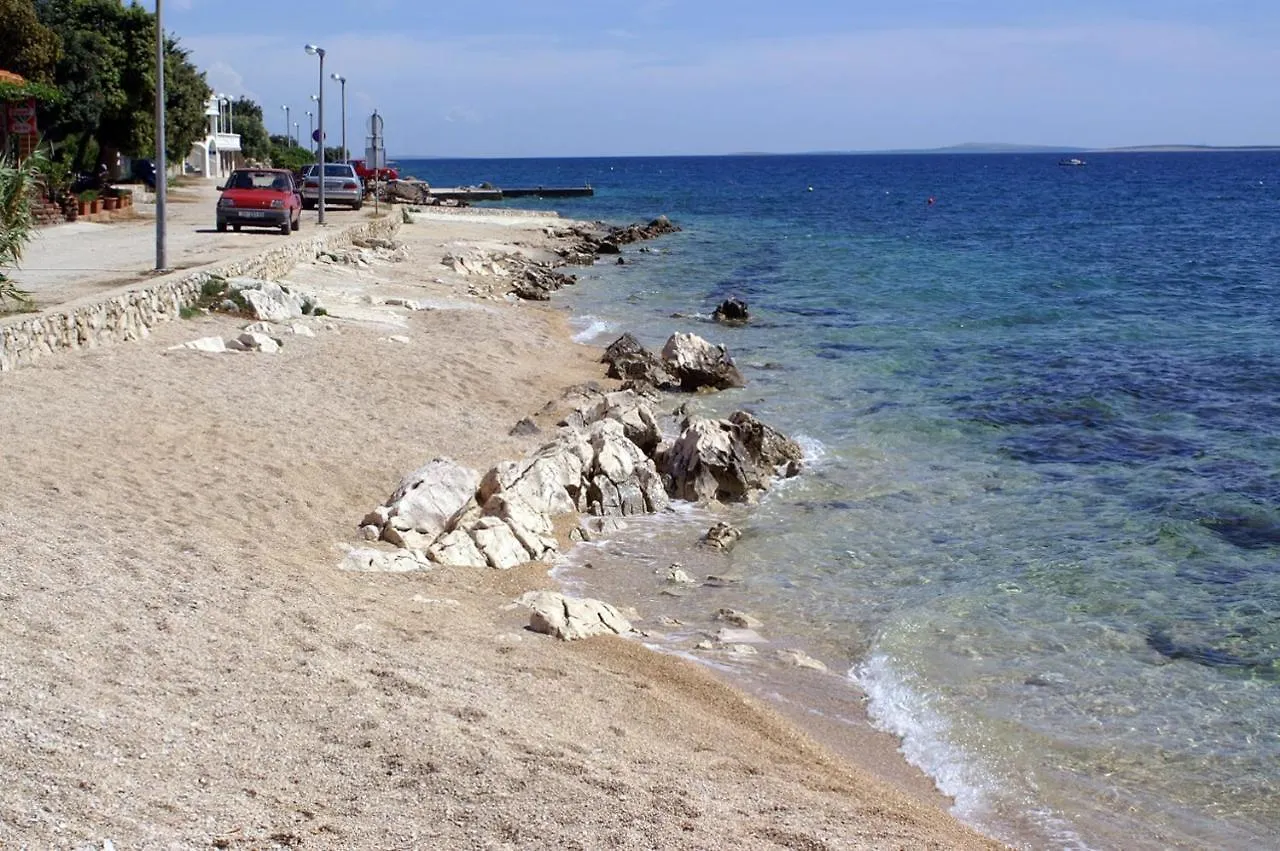 Apartments By The Sea Mandre, Pag - 6418 Kolan 0*,