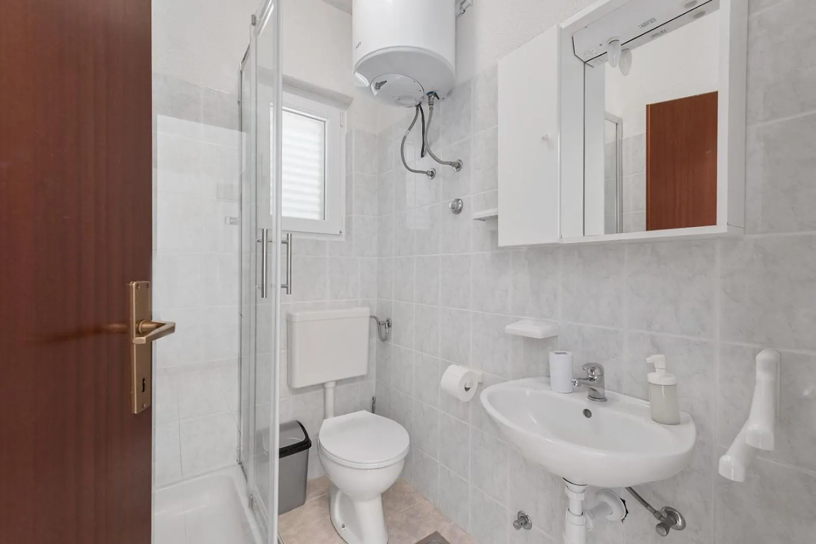 Apartments By The Sea Mandre, Pag - 6418 Kolan 0*,  Croatia