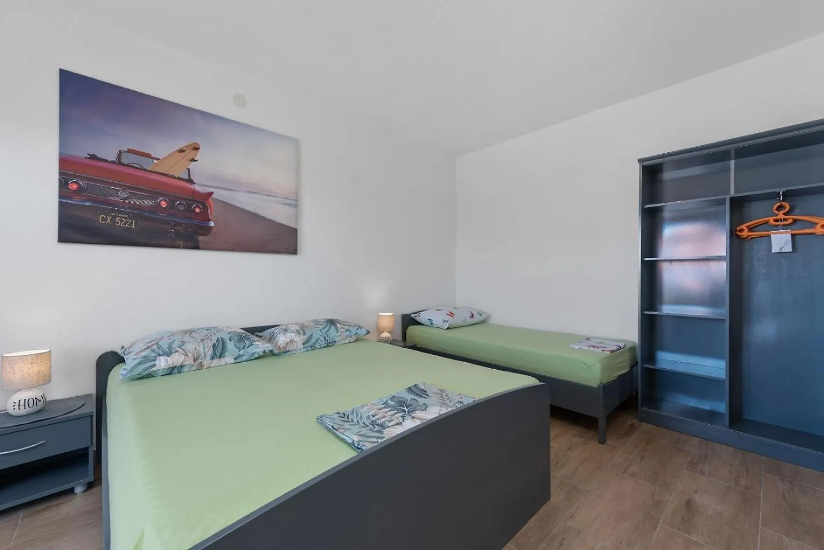 Apartments By The Sea Mandre, Pag - 6418 Kolan
