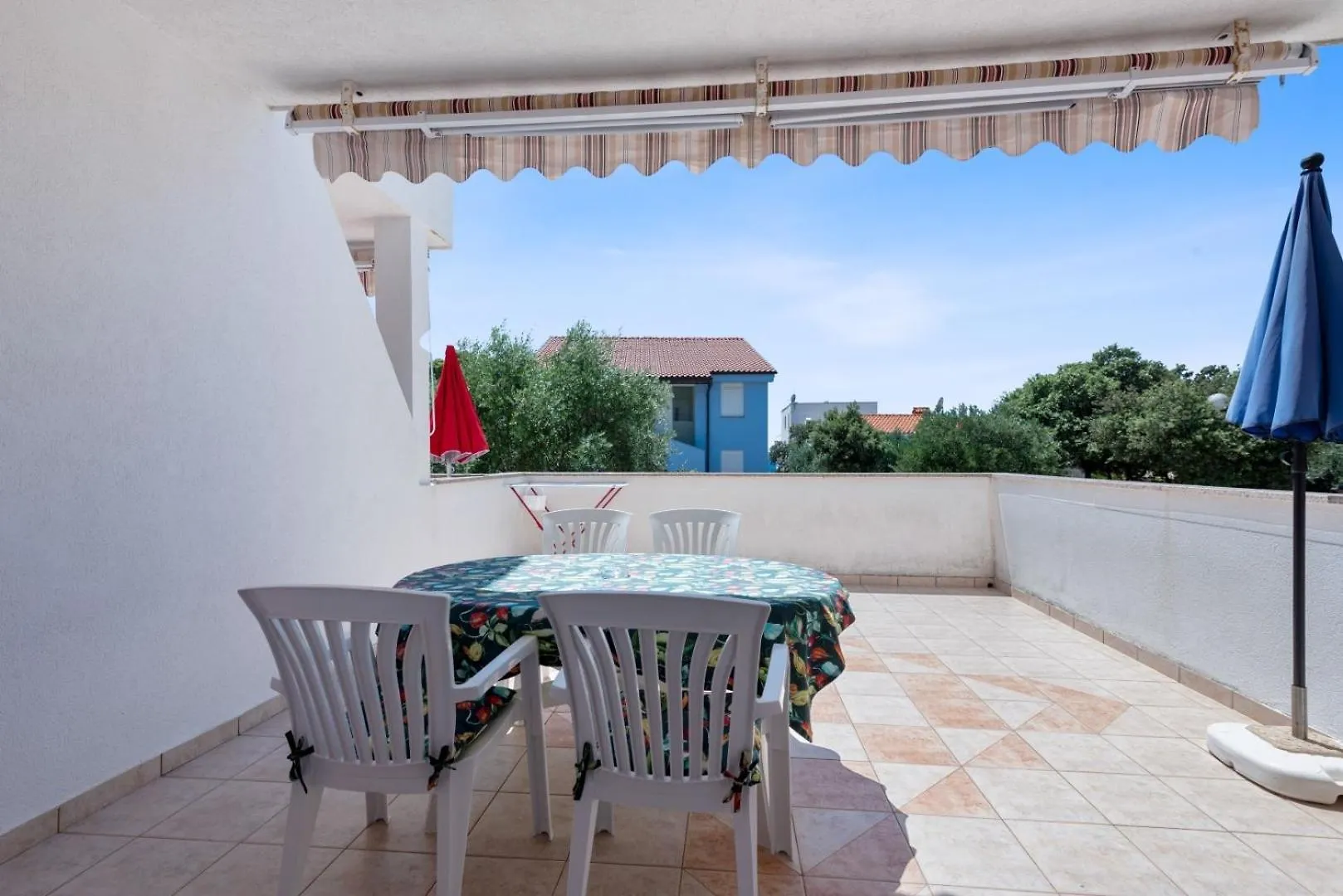 Apartments By The Sea Mandre, Pag - 6418 Kolan