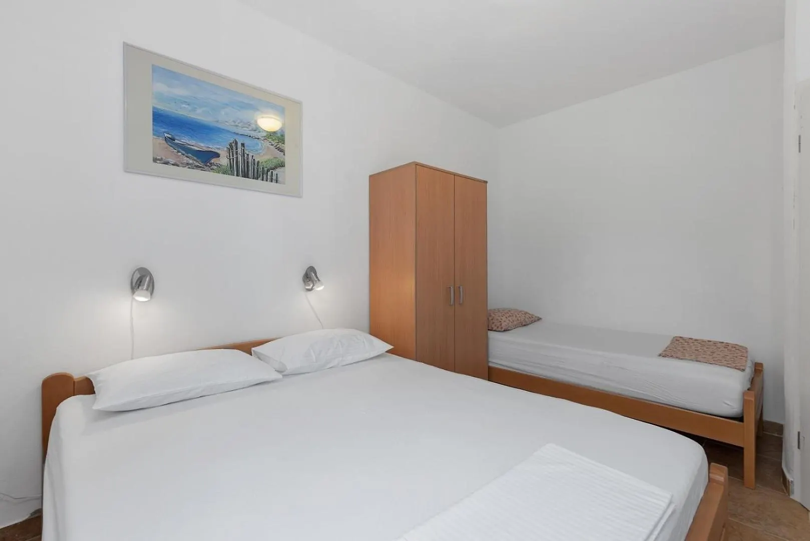 Apartments By The Sea Mandre, Pag - 6418 Kolan